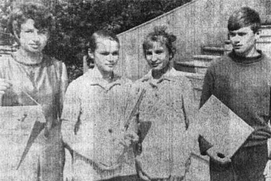 200
