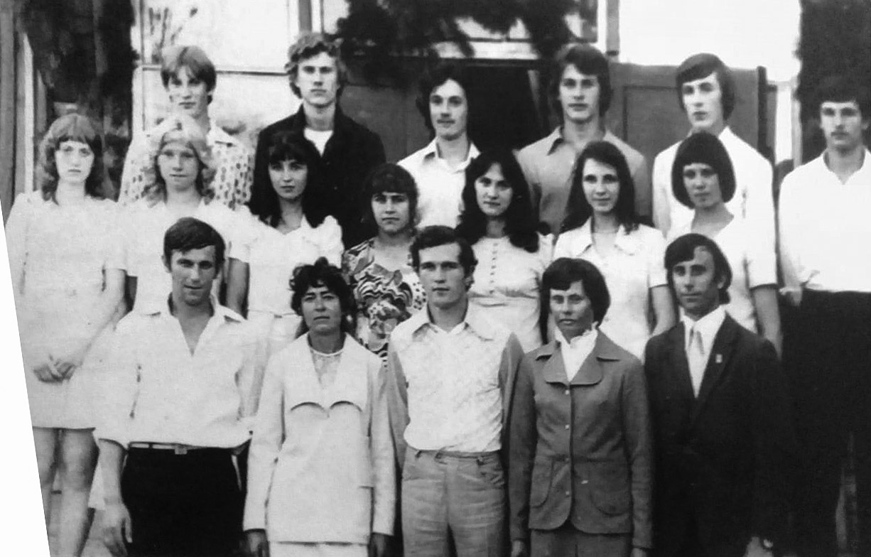 1977