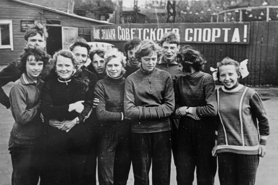 1977
